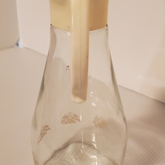 Vintage Log Cabin Syrup Dispenser Glass Eagle Pitcher Cottagecore Carafe MCM - Picture 7 of 10
